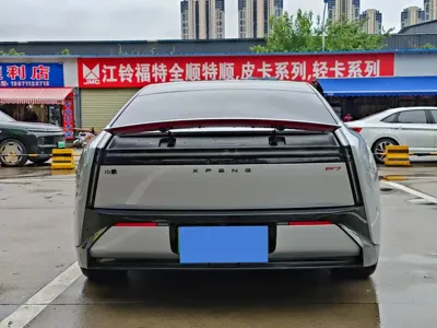 Xpeng P7