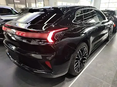 Zeekr 001