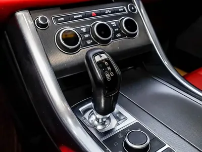 Land Rover Sport