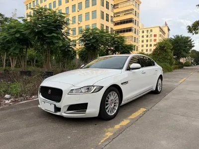 Jaguar XFL