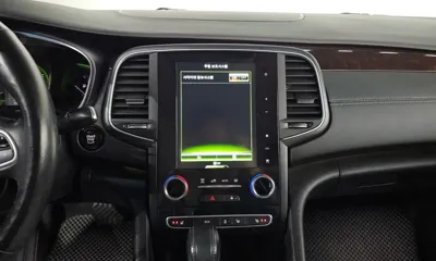 Renault-KoreaSamsung SM6