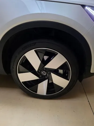 Volvo C40