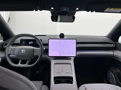 Nio EC6