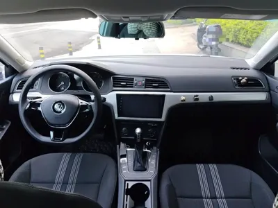 Volkswagen Lamando