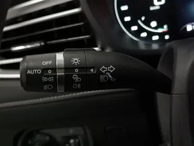 Roewe i5