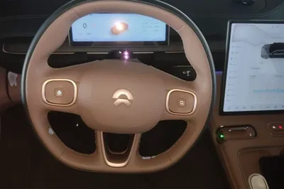 Nio EC6