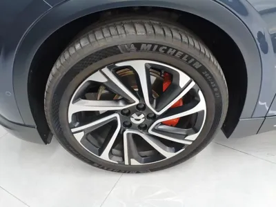 Nio EC6
