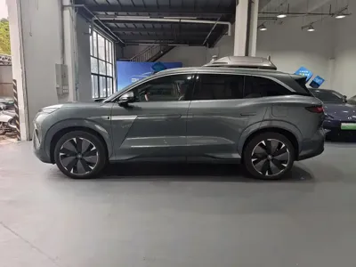 BYD 唐L