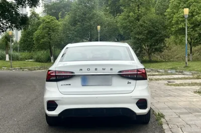 Roewe i5