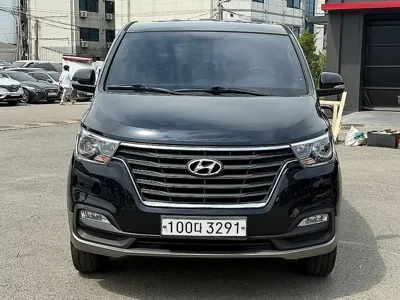 Hyundai Starex