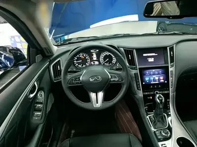 Infiniti Q50L