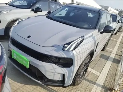 Lynk & Co 01