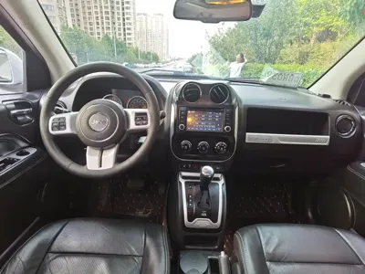 Jeep Compass (Import)