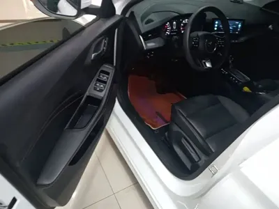 MG MG5