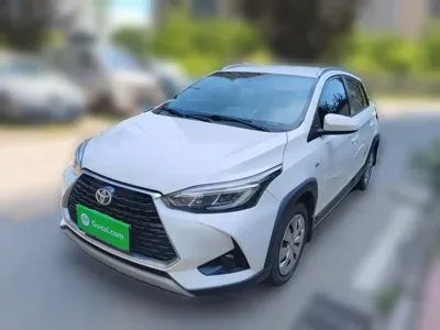 Toyota Yaris L