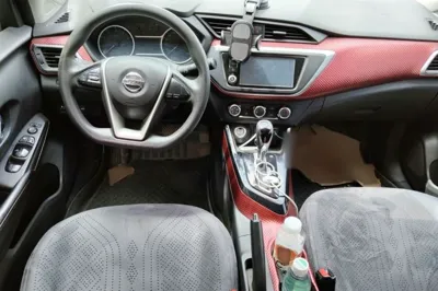 Nissan Lannia