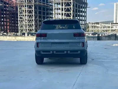 Geely ICON