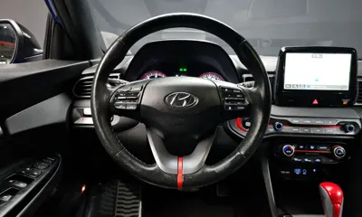 Hyundai Veloster