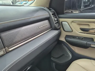 Dodge Ram Pick Up