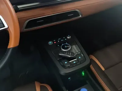 BYD e2