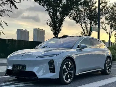 Nio ET5T