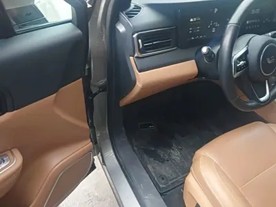 Li Auto Li ONE