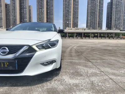 Nissan Cima