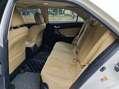 Toyota Reiz