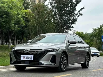 Chery Arrizo 8
