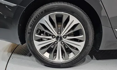 Kia K8