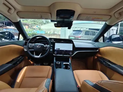 Lexus RZ