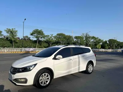 Baojun 310W