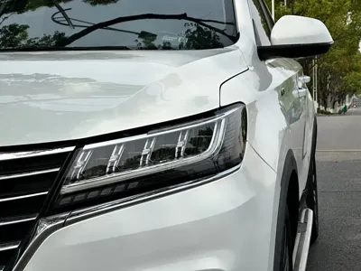 Roewe RX5