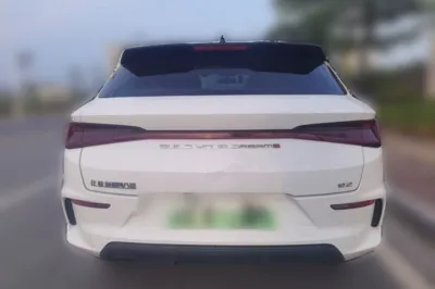 BYD e2