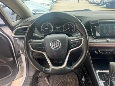Buick GL6
