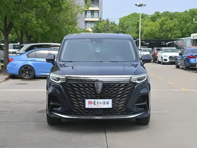 Roewe iMAX8