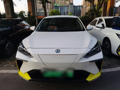 Dongfeng Aeolus E70