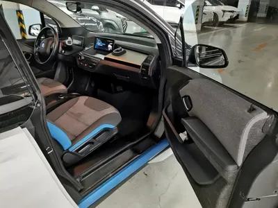 BMW i3 (Import)