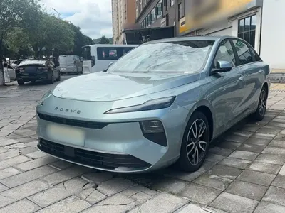 Roewe 荣威D6