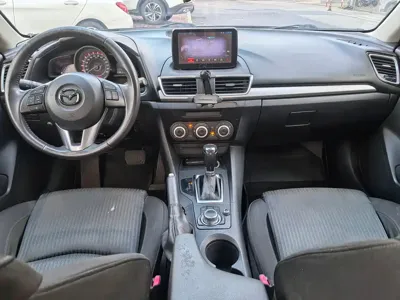 Mazda 3 Axela