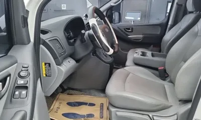 Hyundai Starex