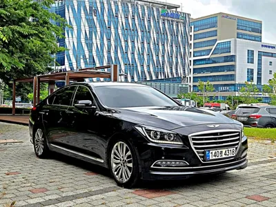 Hyundai Genesis