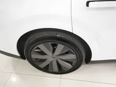 Li Auto Li Auto i8