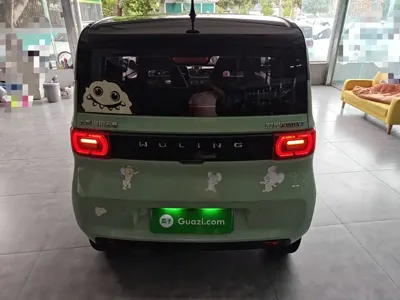 Wuling MINIEV