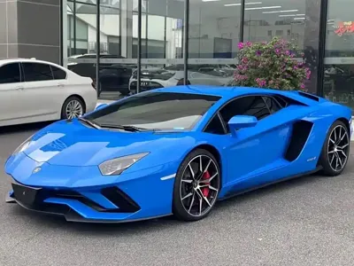 Lamborghini Aventador