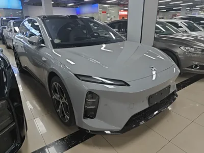 Nio ET5T