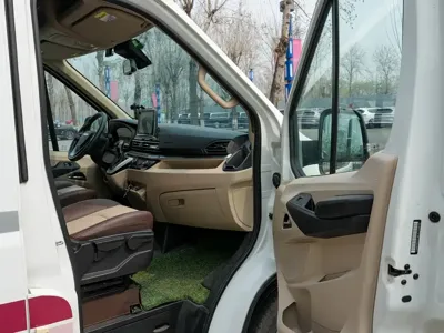 大通 V90 RV