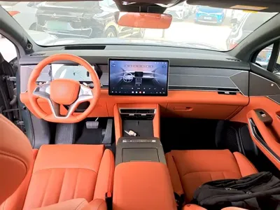 BYD 唐L