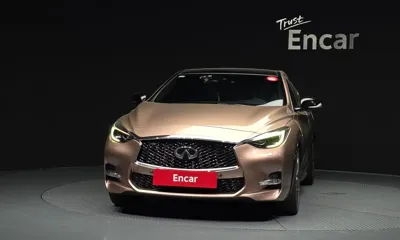Infiniti Q30