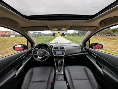 Suzuki S-Cross